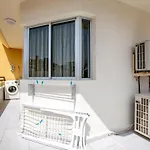 Fabulous New 2 Bedroom In Адехе