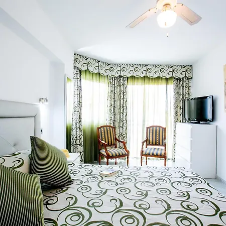 Fabulous New 2 Bedroom In אדחה