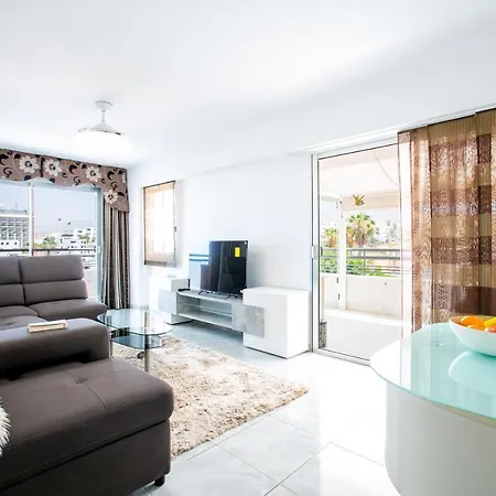 Fabulous New 2 Bedroom In * Costa Adeje (Tenerife)