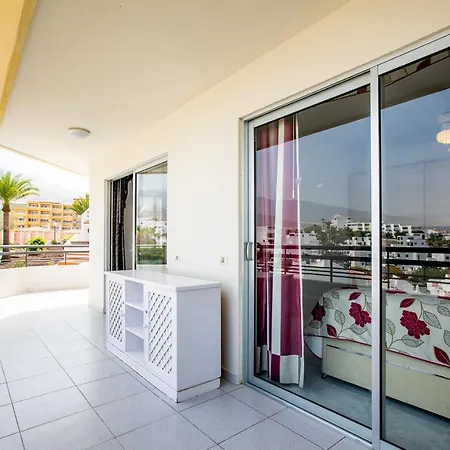 Fabulous New 2 Bedroom In Apartamento