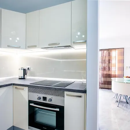 Fabulous New 2 Bedroom In Costa Adeje (Tenerife)