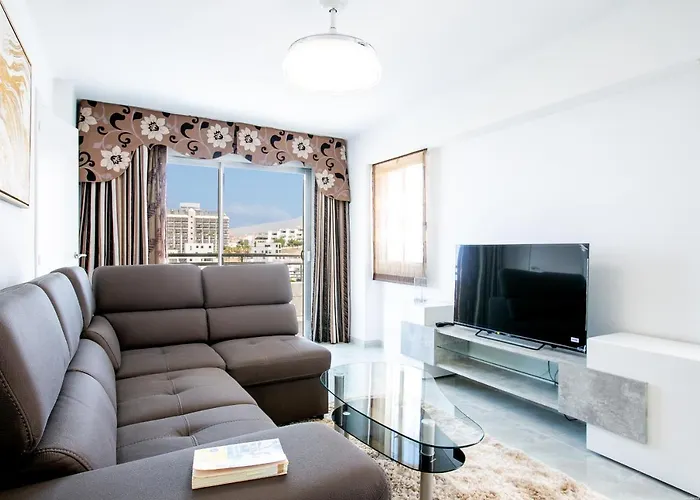 Fabulous New 2 Bedroom In Lägenhet *