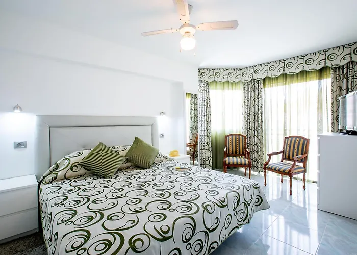 Fabulous New 2 Bedroom In